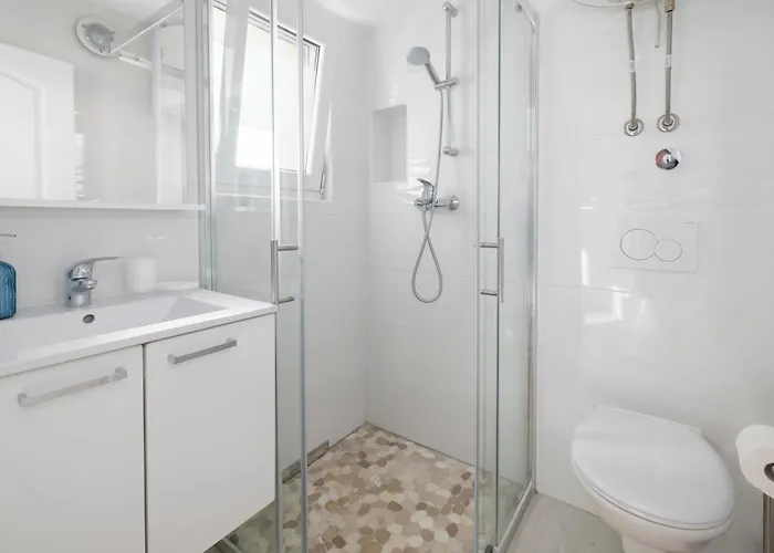 Livira Apartman Makarska