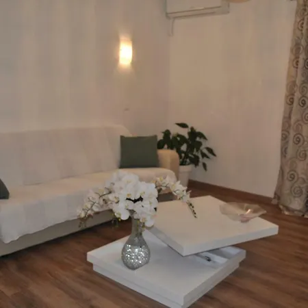 Livira Makarska
