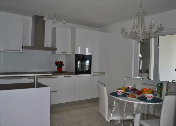 Apartament Livira